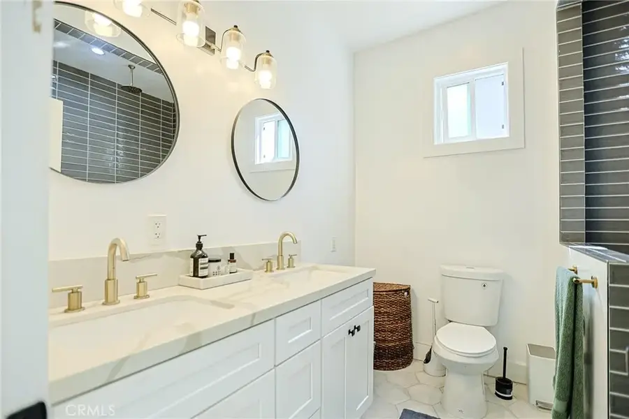 9450 S Harvard, Los Angeles, CA 90047 - #3