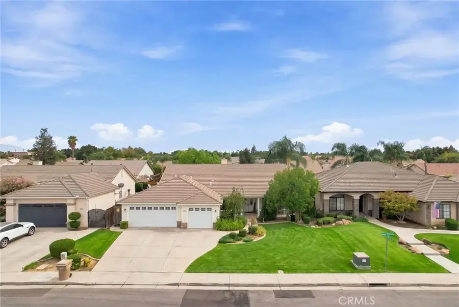 10019 Laurel Park, Bakersfield, CA 93312 - #2