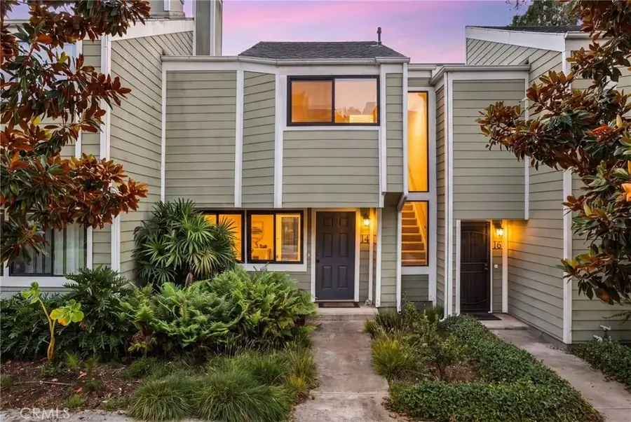 14 Surfside Ct Court, Newport Beach, CA 92663 - #2