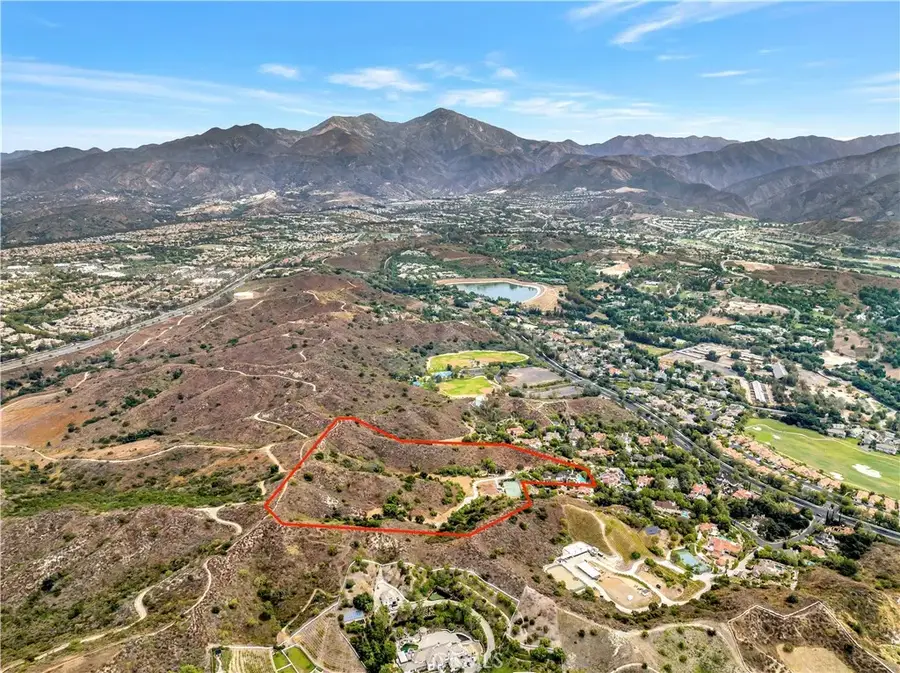 2 Via Terracaleta, Coto De Caza, CA 92679 - #3