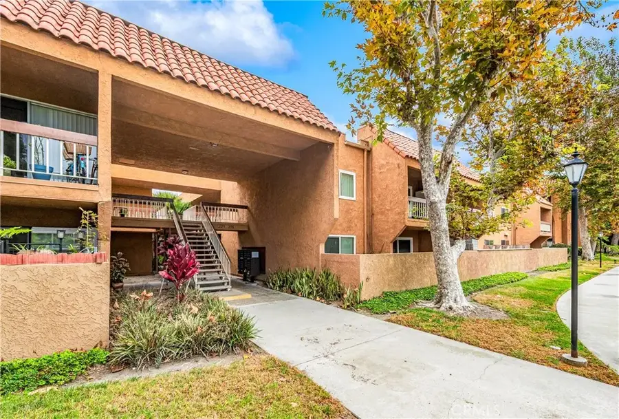 6600 Warner Ave #229, Huntington Beach, CA 92647 - #2