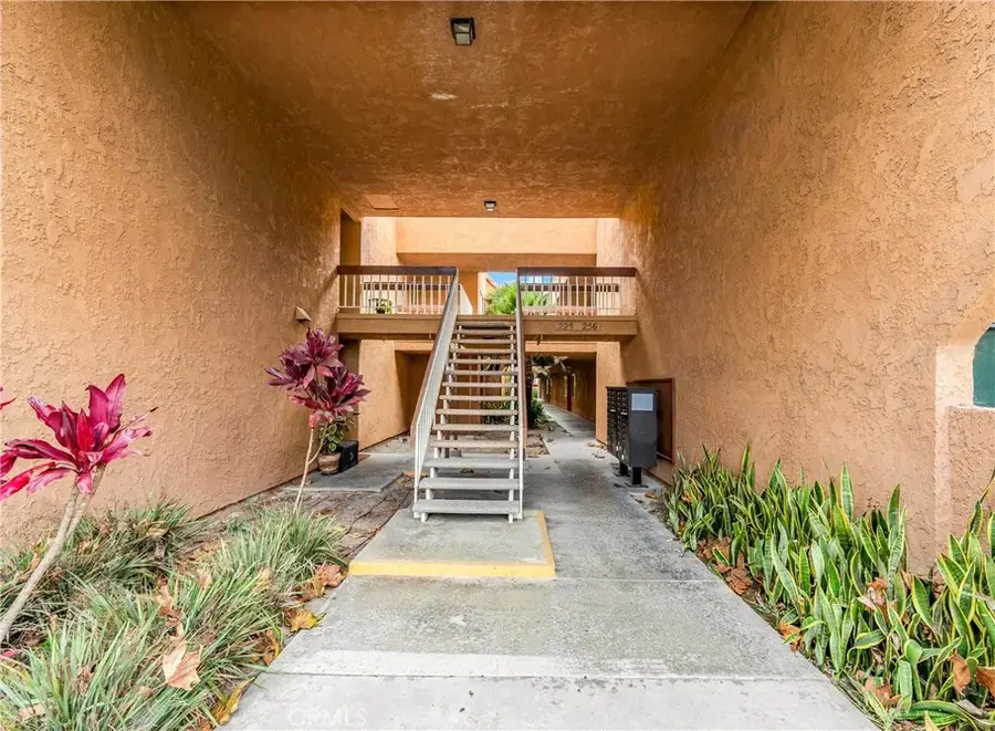 6600 Warner Ave #229, Huntington Beach, CA 92647 - #3
