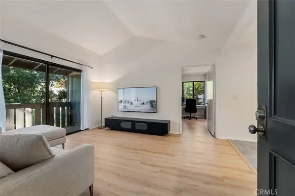 20702 El Toro, Lake Forest, CA 92630