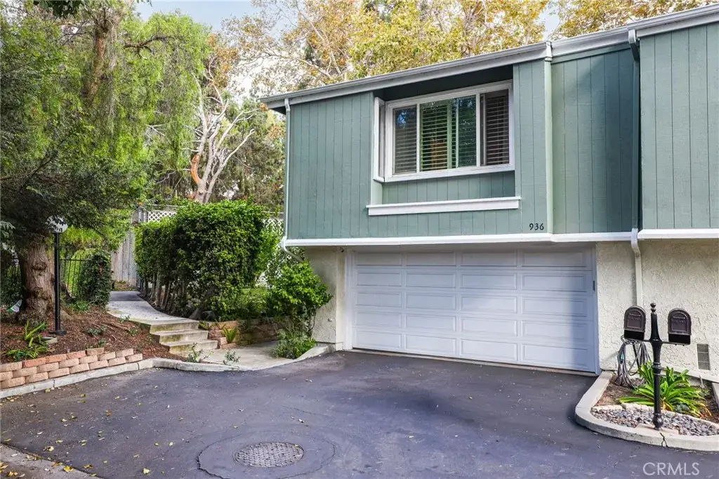 936 Hollow Brook, Costa Mesa, CA 92626 - #1