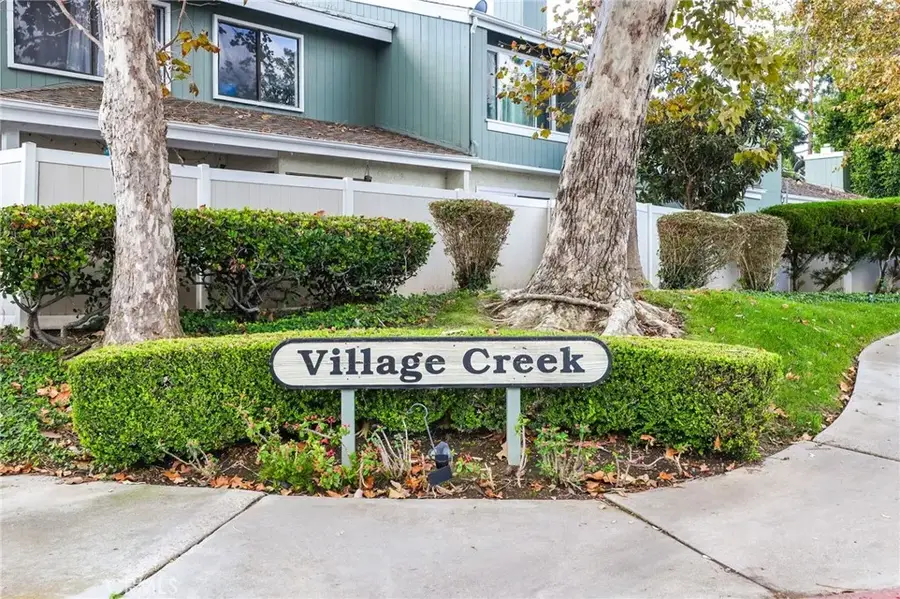 936 Hollow Brook, Costa Mesa, CA 92626 - #2
