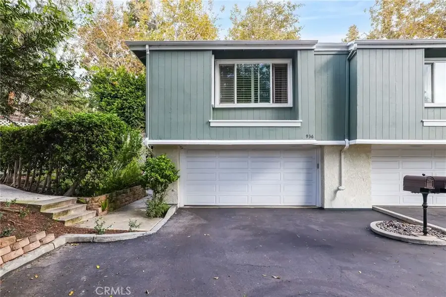 936 Hollow Brook, Costa Mesa, CA 92626 - #3