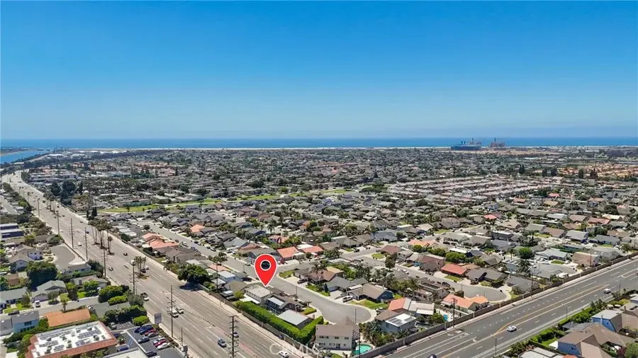 21052 Amberwick Lane, Huntington Beach, CA 92646 - #2