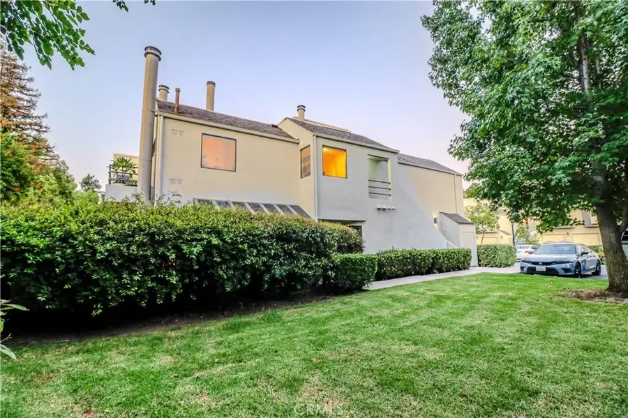 5744 E Creekside #21, Orange, CA 92869 - #2