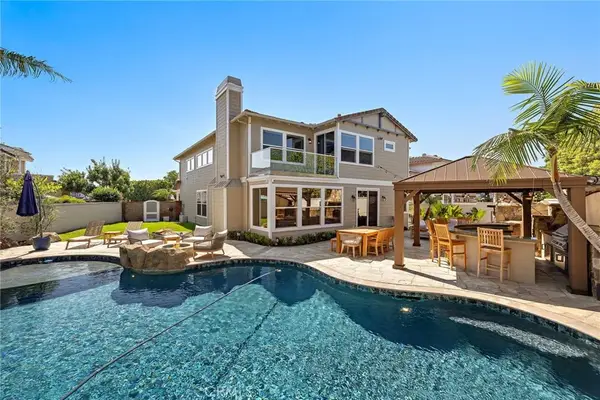6403 Royal Grove, Huntington Beach, CA 92648