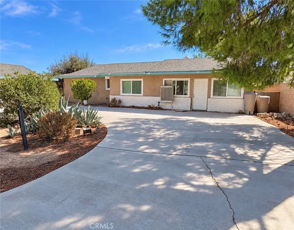 18393 Orange, Hesperia, CA 92345 - #1