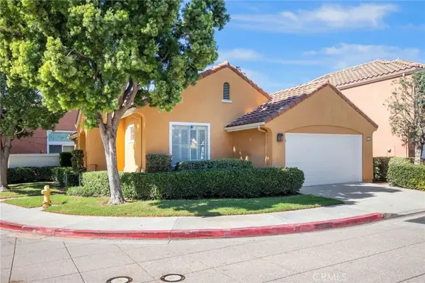 2 La Ronda, Irvine, CA 92606