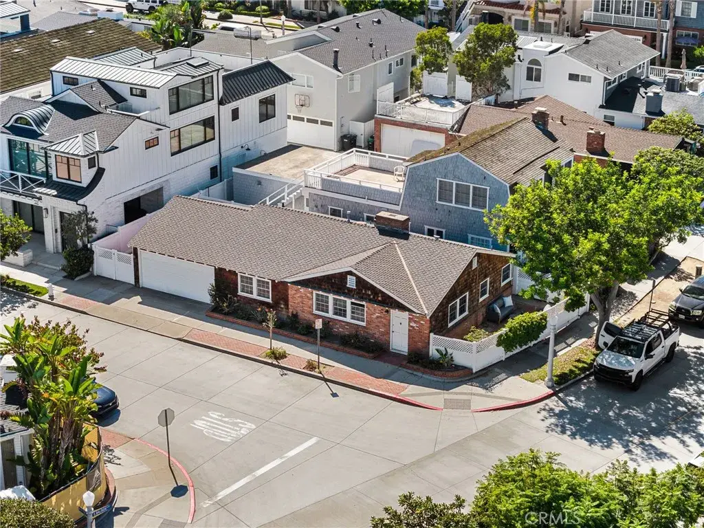 449 M Street, Newport Beach, CA 92661 - #1
