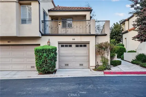 88 Corsica Drive, Newport Beach, CA 92660