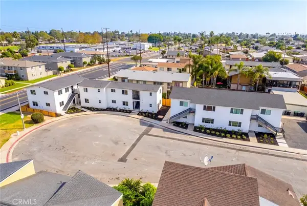 776 W Wilson Street, Costa Mesa, CA 92627