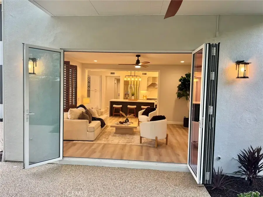 40 Paso Robles, Irvine, CA 92602 - #3
