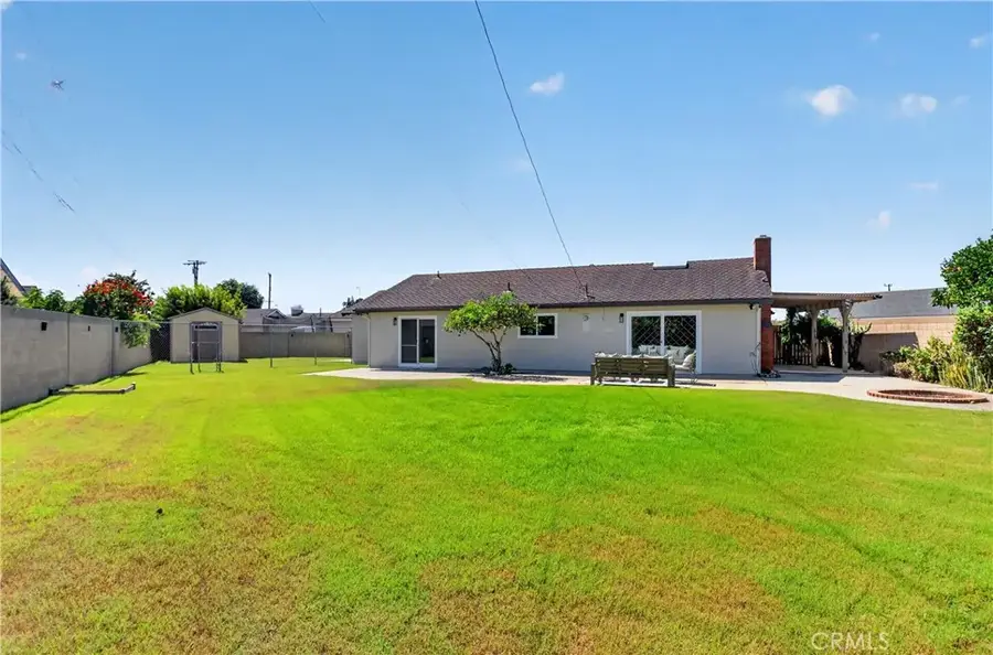 6121 Arrowhead Drive, Huntington Beach, CA 92647 - #3
