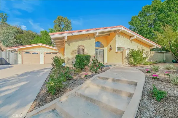 821 Guanajuato Drive, Claremont, CA 91711