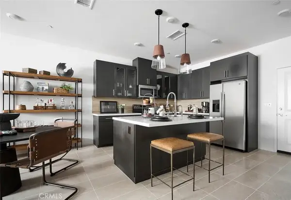 3541 S. Eichler Paseo #26, Ontario, CA 91761