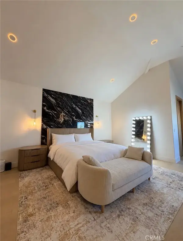 6592 Silverspur Lane, Huntington Beach, CA 92648