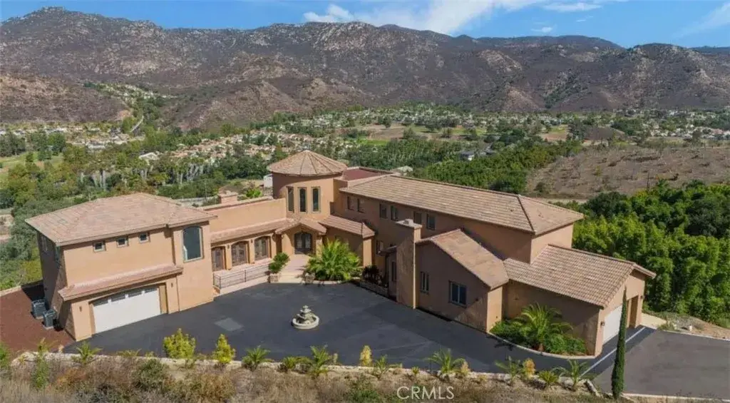 3034 Mountain View Drive, Escondido, CA 92027 - #1