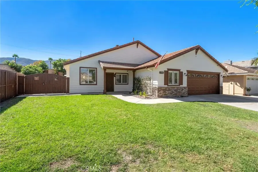 974 Silvercreek Road, Corona, CA 92882 - #3