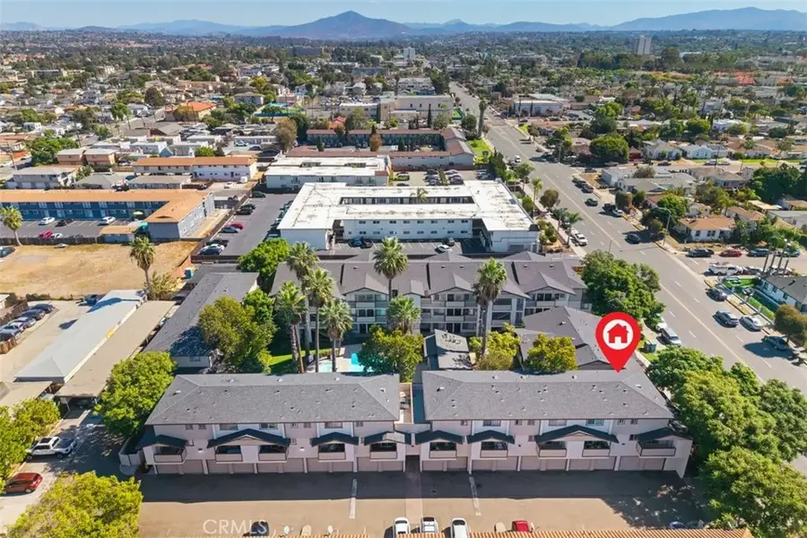 569 E Street #1, Chula Vista, CA 91910 - #3
