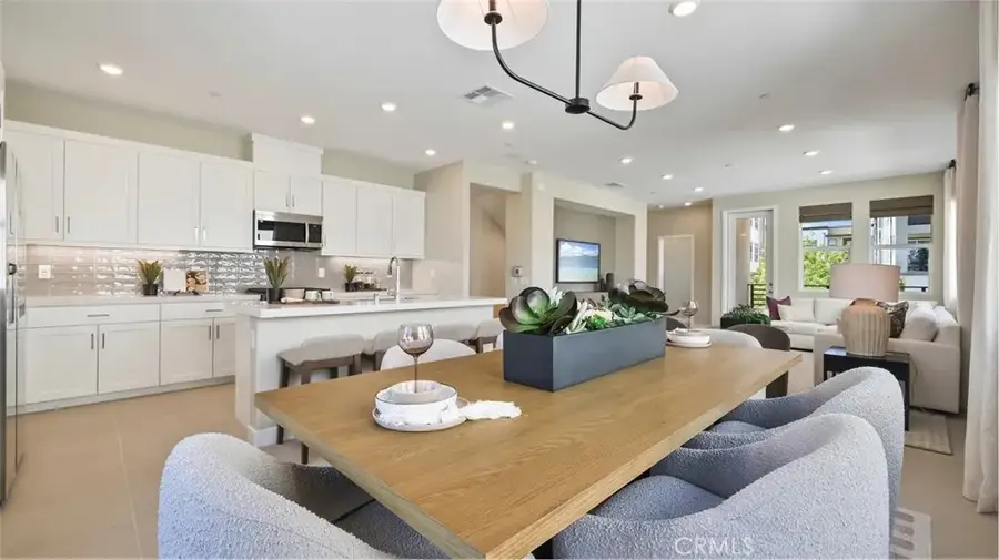 27451 Novella Lane, Valencia, CA 91381 - #2