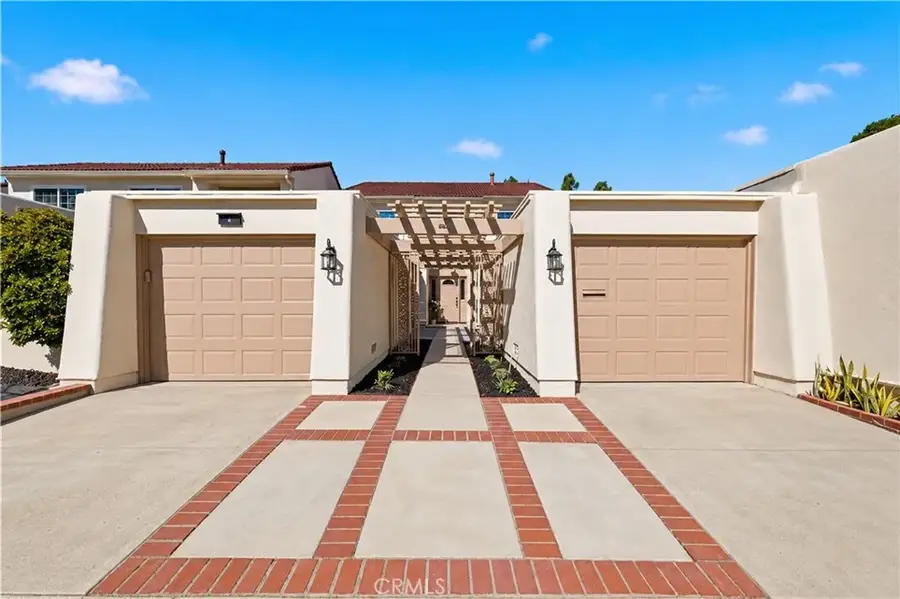 4 Mandrake Way, Irvine, CA 92612 - #2