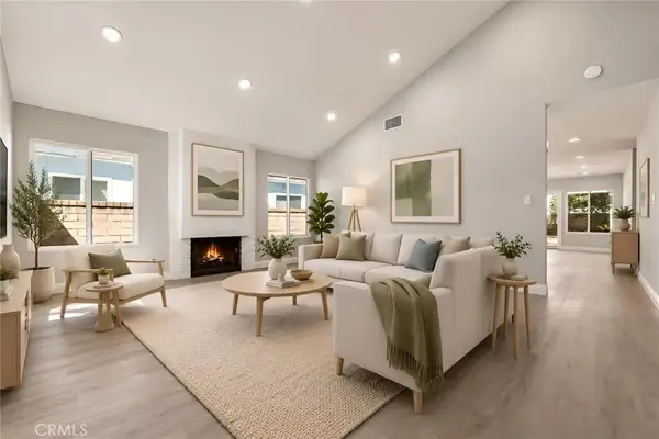 25308 Via Pacifica, Valencia, CA 91355