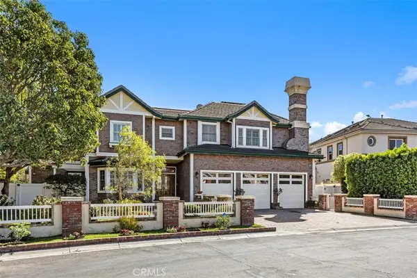 18732 Jockey Circle, Huntington Beach, CA 92648