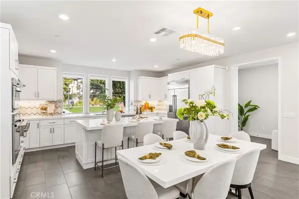 238 Chorus, Irvine, CA 92618