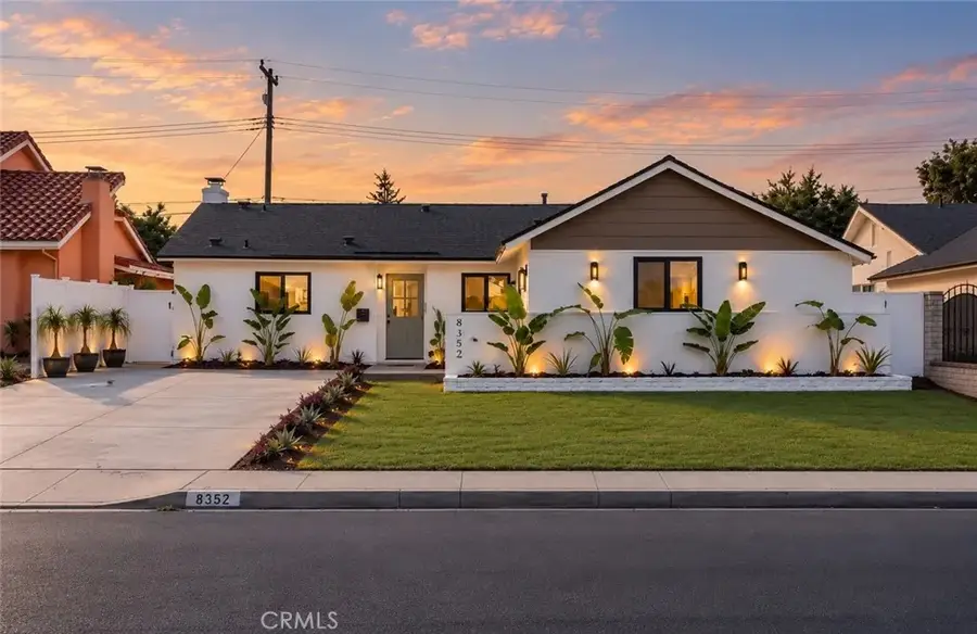8352 Friesland, Huntington Beach, CA 92647 - #2