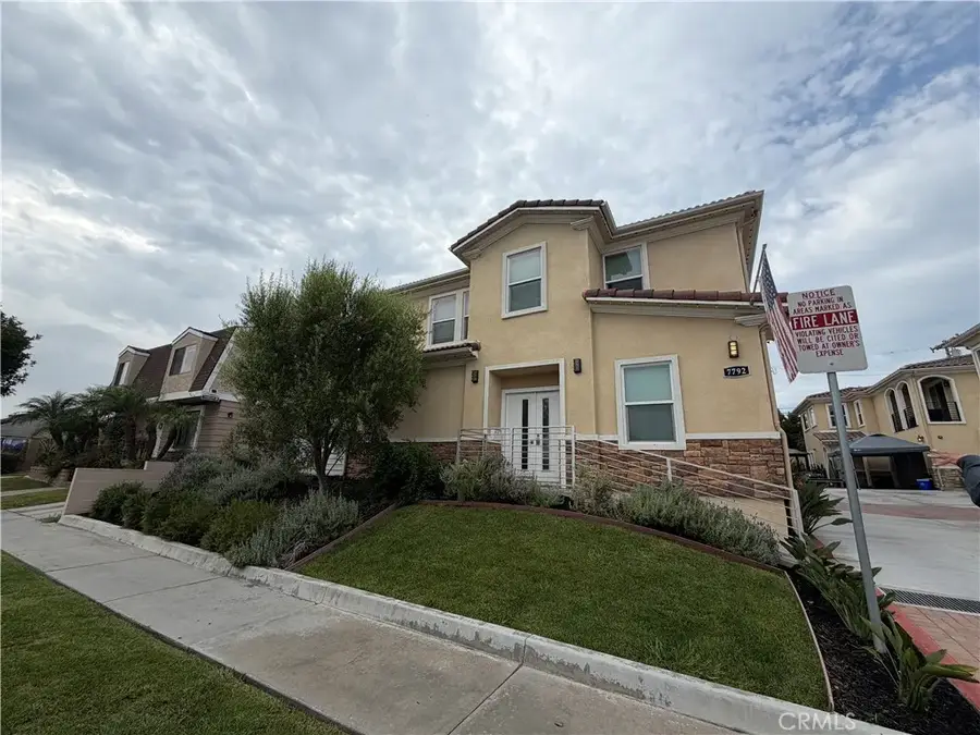 7796 Liberty, Huntington Beach, CA 92647 - #2