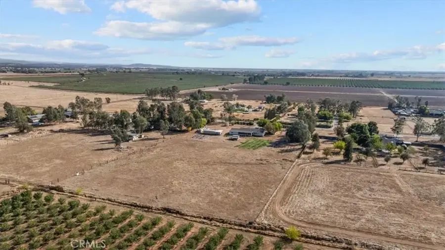 54 Moms, Oroville, CA 95965 - Image #2