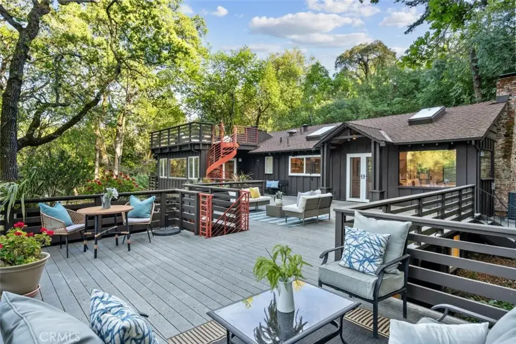 176 Los Trancos, Portola Valley, CA 94028 - #1