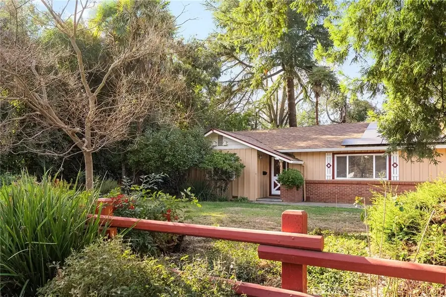 827 Arbutus Avenue, Chico, CA 95926 - Image #2