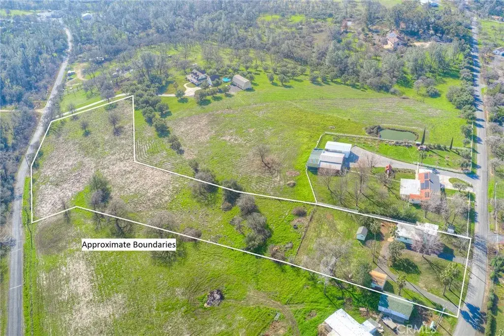 121 Summit Ave, Oroville, CA 95966 - #1