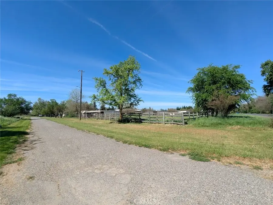 2304 Hutton, Durham, CA 95938 - #3