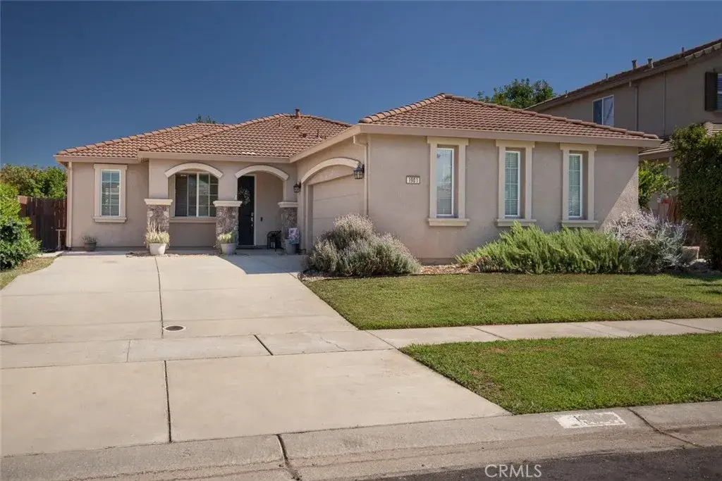 1901 Fall River, Linda, CA 95901 - #1