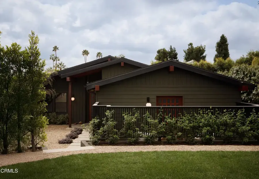 12406 La Maida Street, Valley Village, CA 91607 - Image #2