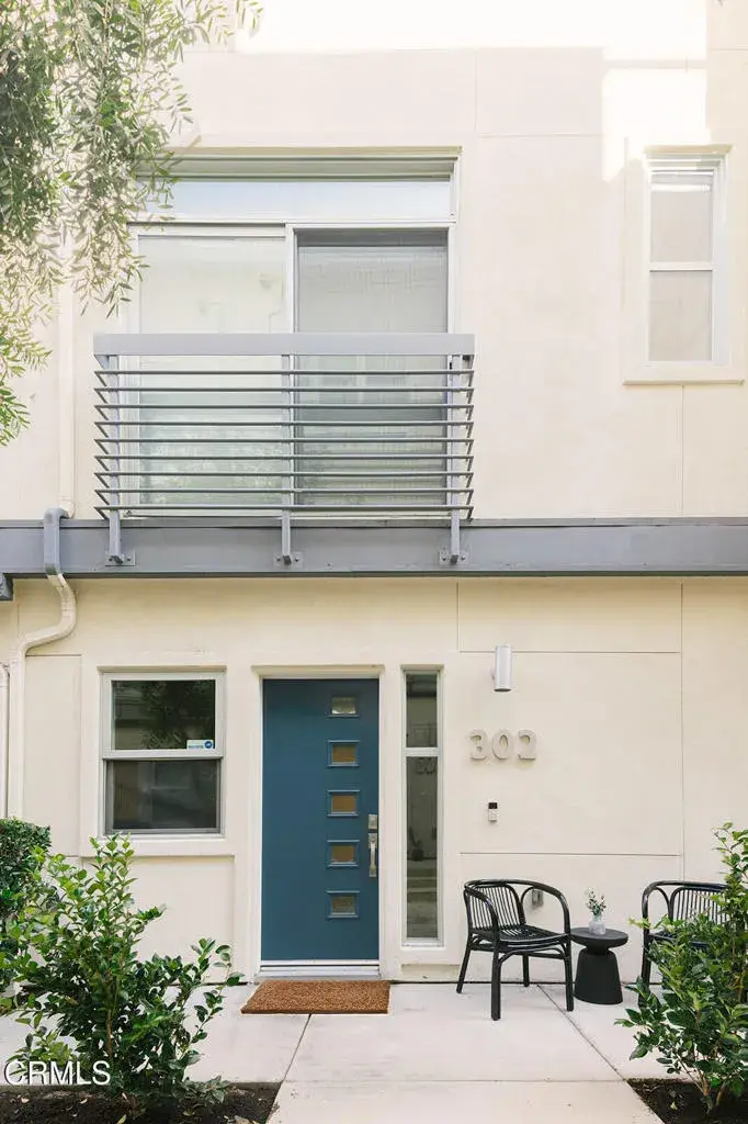 2753 Waverly Drive #302, Los Angeles, CA 90039 - Image #3