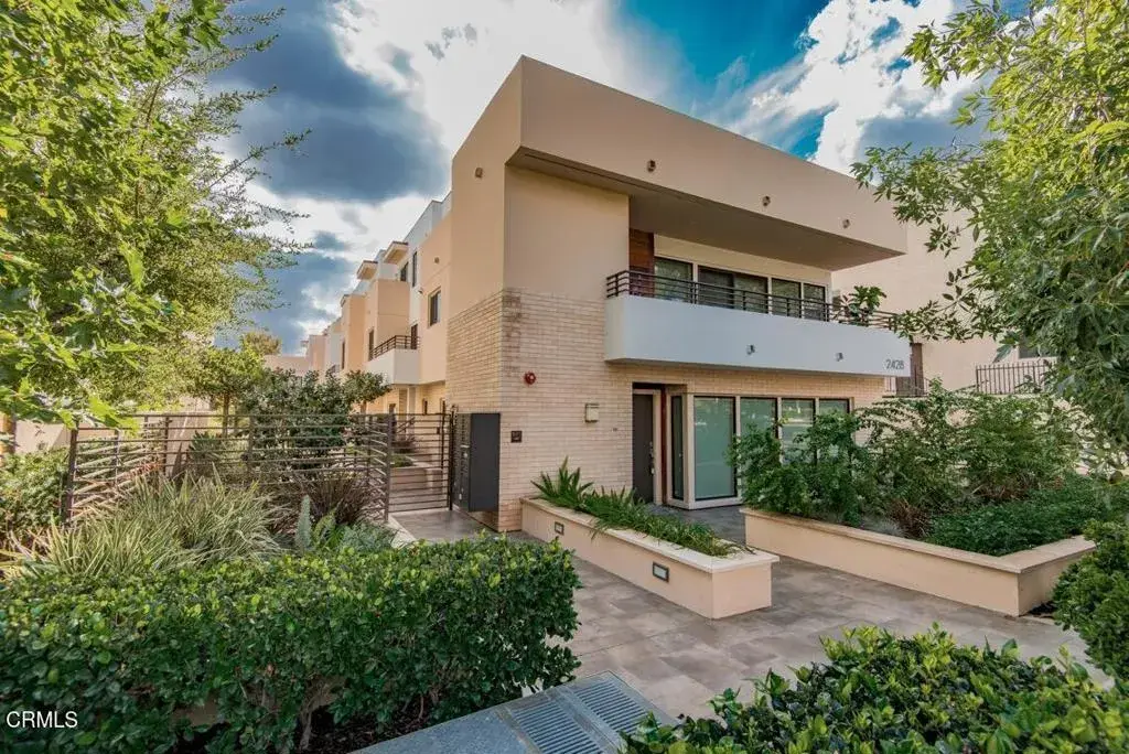 2428 E Del Mar Boulevard #105, Pasadena, CA 91107 - Image #1