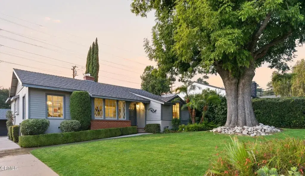 4563 Loma Vista Drive, La Canada Flintridge, CA 91011 - Image #1