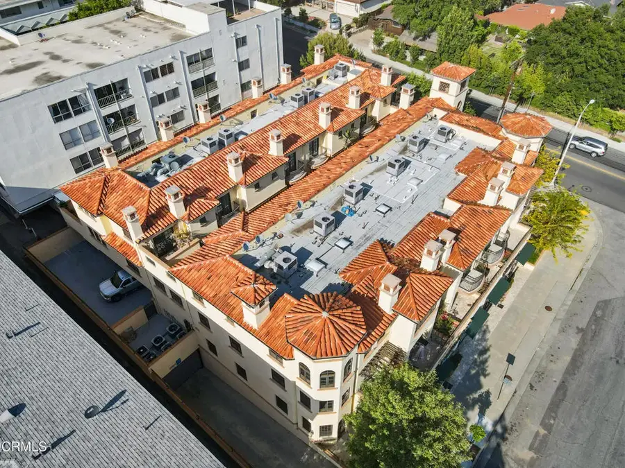 985 N Michillinda Avenue #207, Pasadena, CA 91107 - Image #2