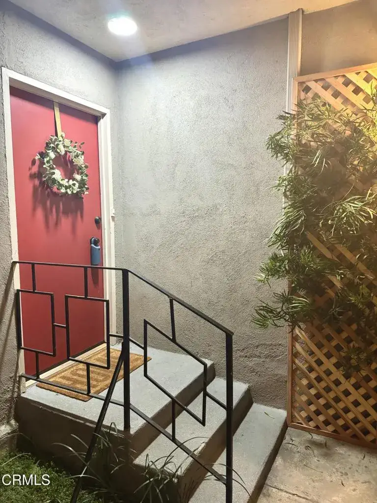 2108 La Canada Crest Drive #A, La Canada Flintridge, CA 91011 - Image #3