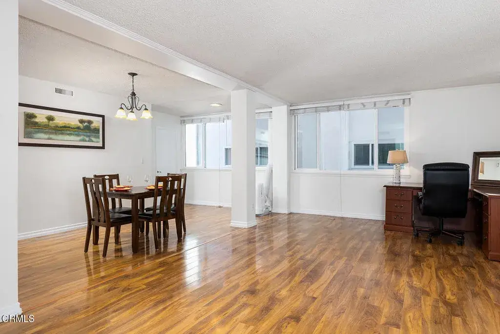540 Kelton Avenue #201, Los Angeles, CA 90024 - Image #1