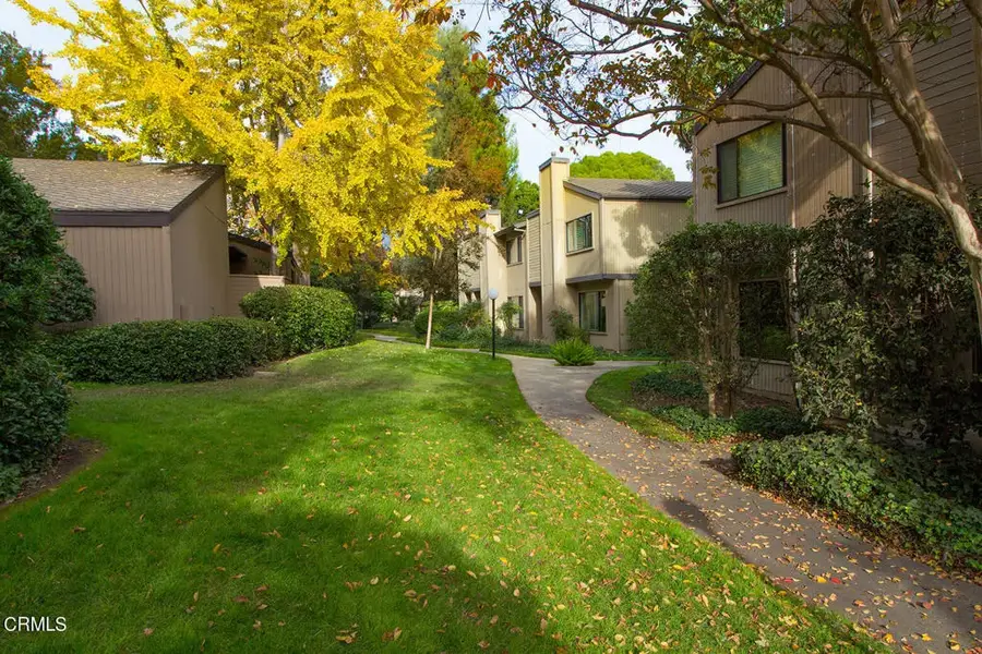 243 Rosemont Avenue, Pasadena, CA 91103 - Image #3