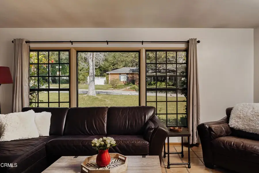 3818 Altura Avenue, La Crescenta, CA 91214 - #3