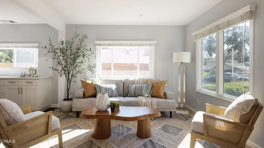 2696 Casitas Avenue, Altadena, CA 91001 - #3