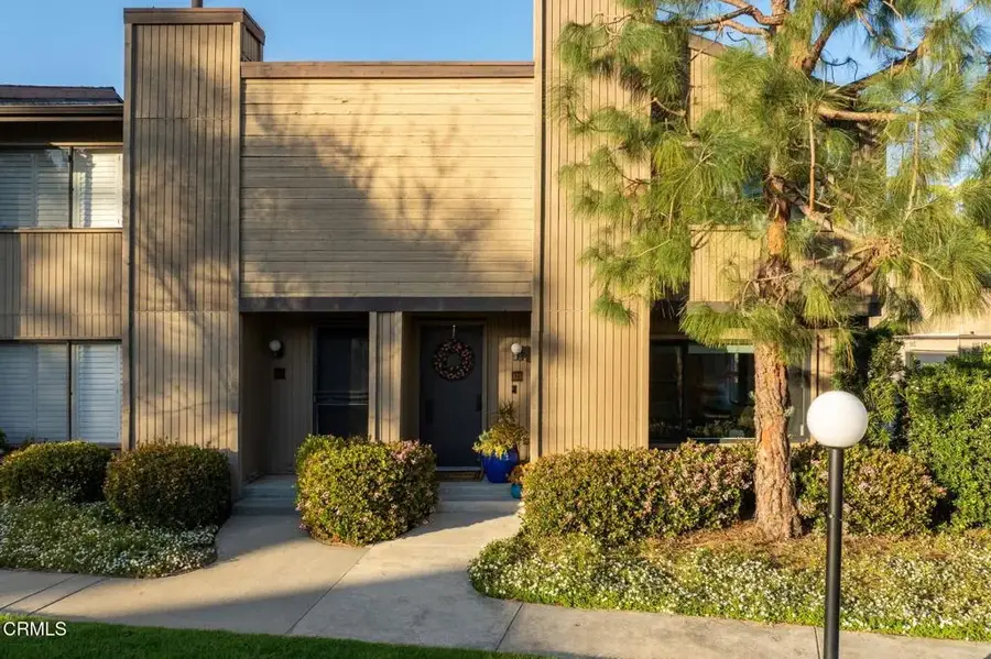 423 W Walnut Street, Pasadena, CA 91103 - #2